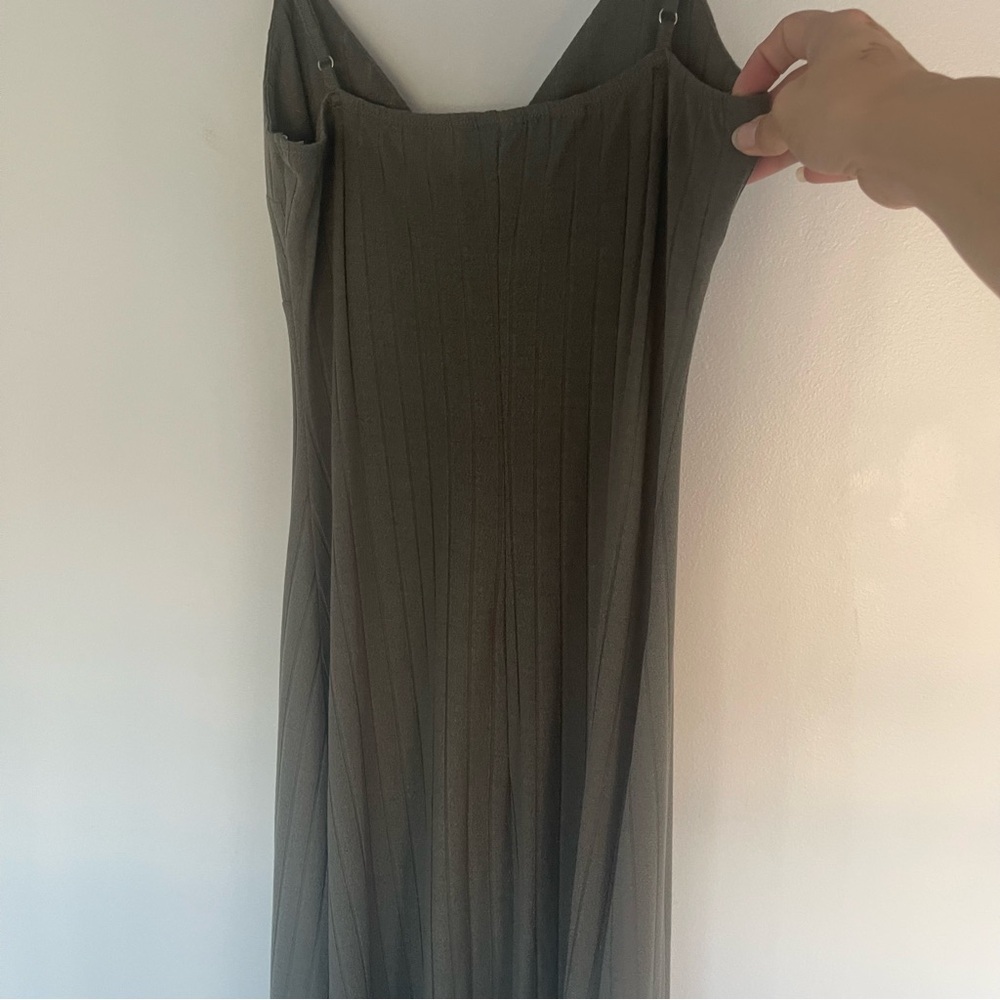 NWT Windsor Front Slit Maxi Dress Button Ribbed Spaghetti Strap Olive Tie Front - Picture 12 of 15